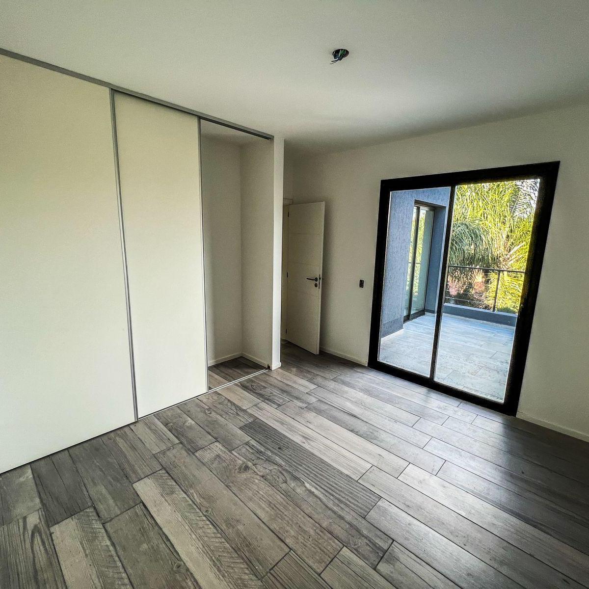 RIVERA NORTE - DUPLEX 3 DORM A ESTRENAR - SEGURIDAD