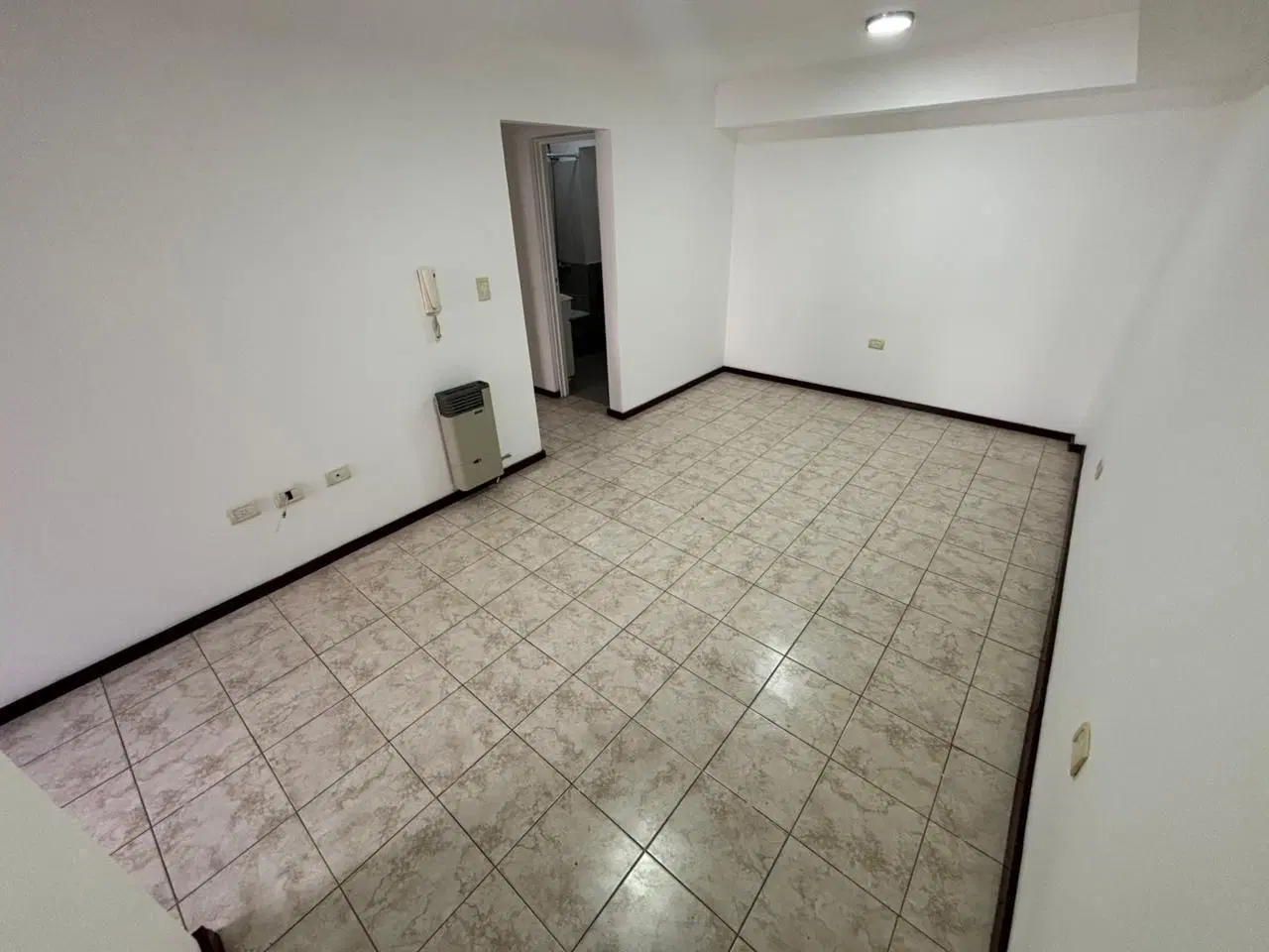 ALQUILER – Departamento de 1 dormitorio con balcón en Nueva Córdoba 3