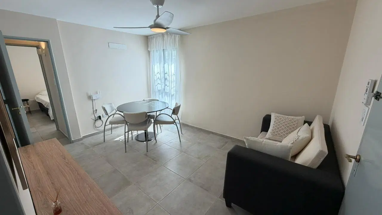 ALQUILER – Departamento 2 dormitorios amoblado con quincho en Carlos Cassaffousth 3