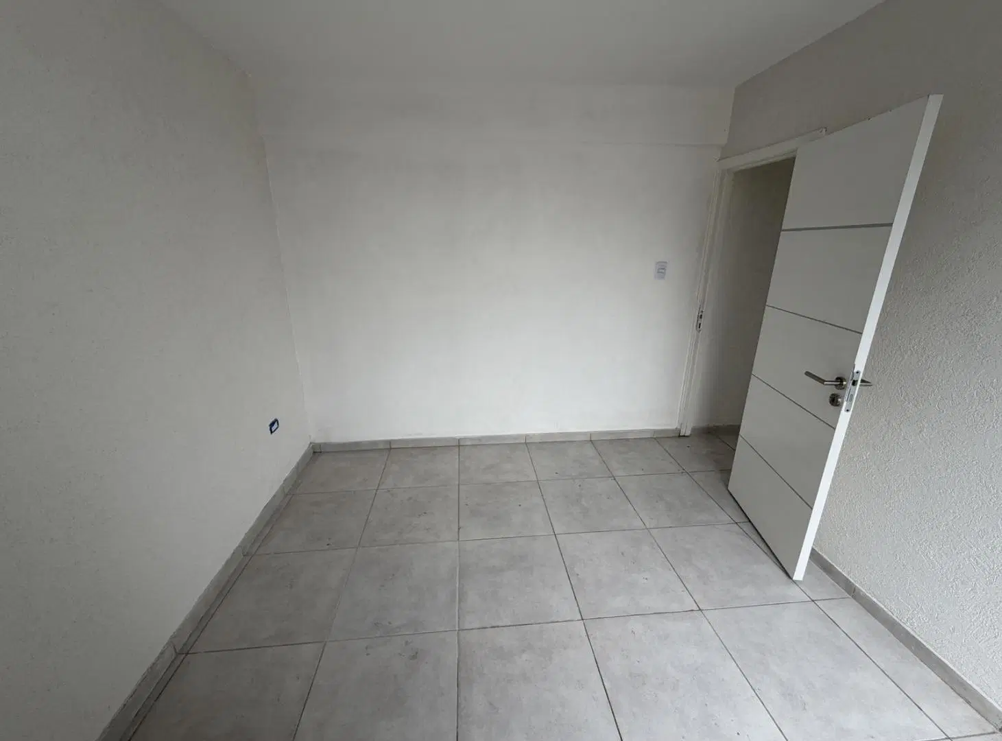 VENTA – Departamento de 1 dormitorio con terraza propia en Barrio San Martín 2