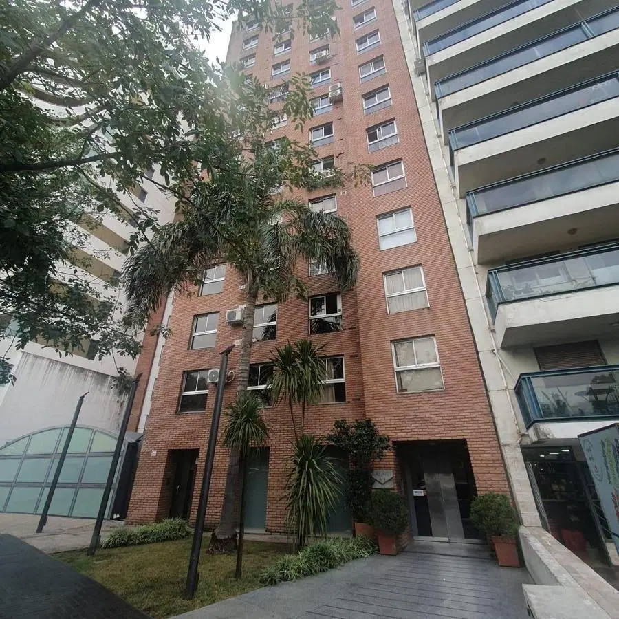 Departamento en venta de 1 dormitorio sobre Av. Poeta Lugones 230 2