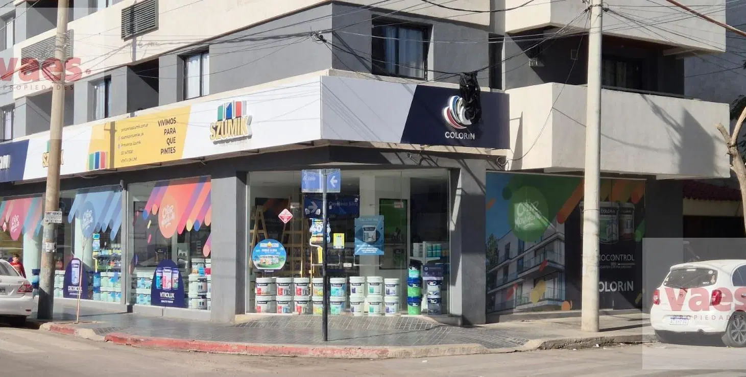 Local en alquiler sobre Av. Colón al 2800 3