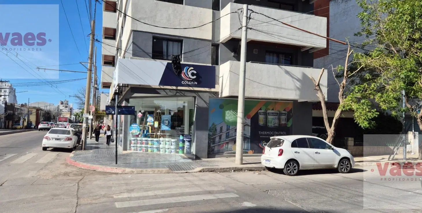 Local en alquiler sobre Av. Colón al 2800 4