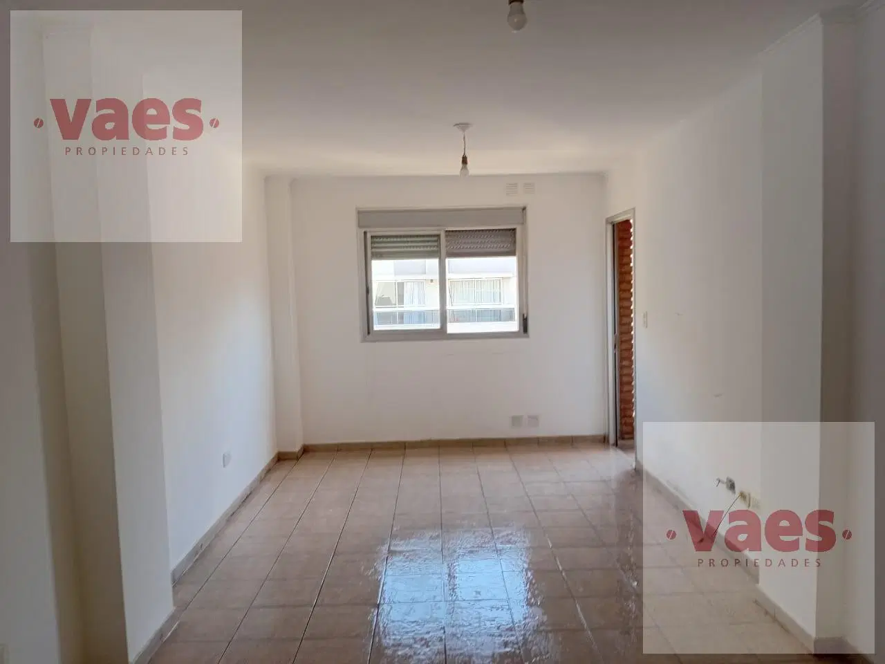 ALQUILER – Departamento de 2 dormitorios con balcón pasante en Nueva Córdoba 5