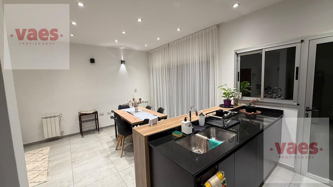 Foto de ALQUILER – Dúplex de 3 dormitorios Rincones de Manantiales, imagen 4