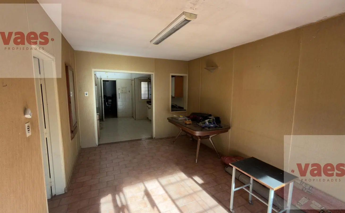 Casa de 4 dormitorios en venta - A RECICLAR 1