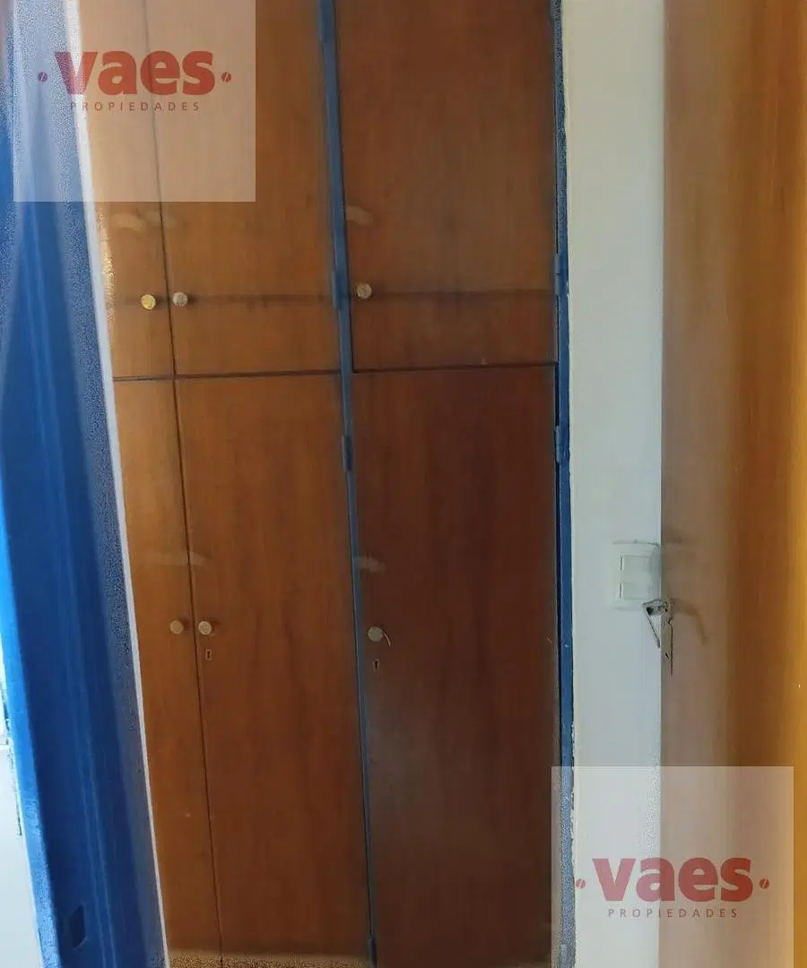 ALQUILER – Monoambiente luminoso con Seguridad 24HS, cocina integrada en Barrio Alberdi 5