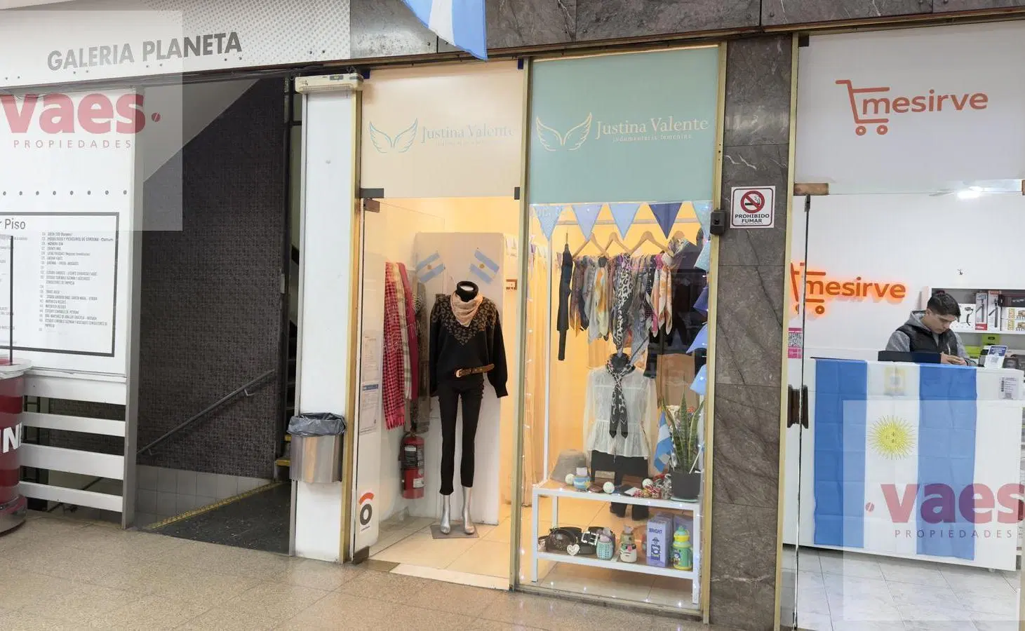 VENTA - Local comercial en Galería Planeta | Excelente renta 1