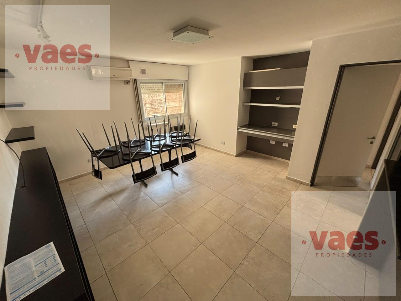 Foto de ALQUILER – Departamento de 2 dormitorios en el Centro, excelente, imagen 1