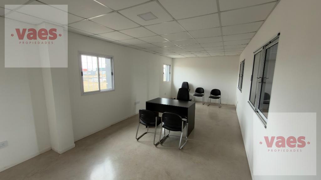 Foto de ALQUILER – Galpón a estrenar de 1.000 m² en Parque Industrial Polo 52, imagen 4
