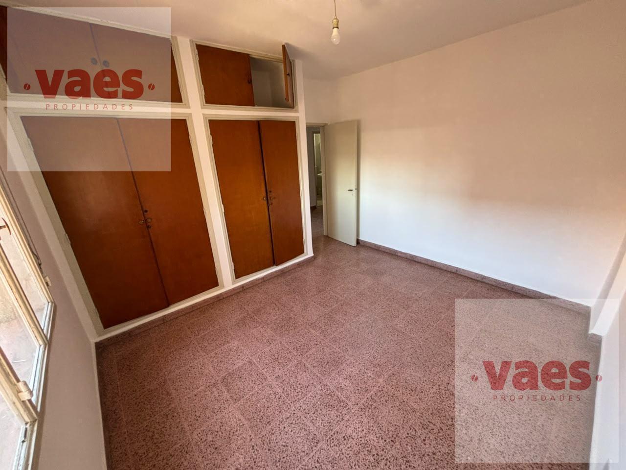 Foto de VENTA – Piso completo de 3 dormitorios con balcón en Nueva Córdoba, imagen 3