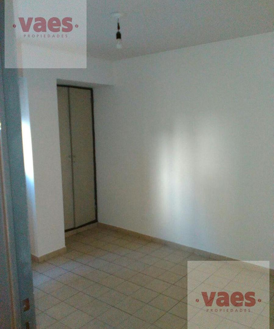 Foto de ALQUILER - Depto de 1 dormitorio a metros del Patio Olmos, imagen 1