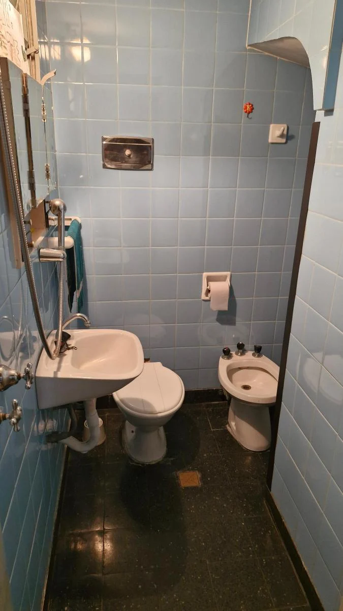 Casa 2 dormitorios con cochera - La Paz 3366