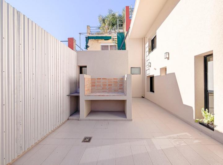Nuevo valor!! Hermoso pasillo en Barrio Lourdes - Pueyrredón 1659!!