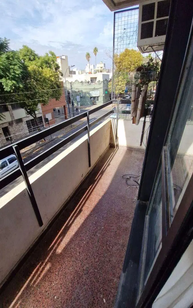 Depto. 2 dormitorios en alquiler en barrio Pichincha!! 3