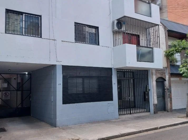 DEPARTAMENTO 1 DORMITORIO AMOEBLADO CON COCHERA OPCIONAL CONTRATOS DESDE 6 A 12 MESES EXPENSAS INCLU 1
