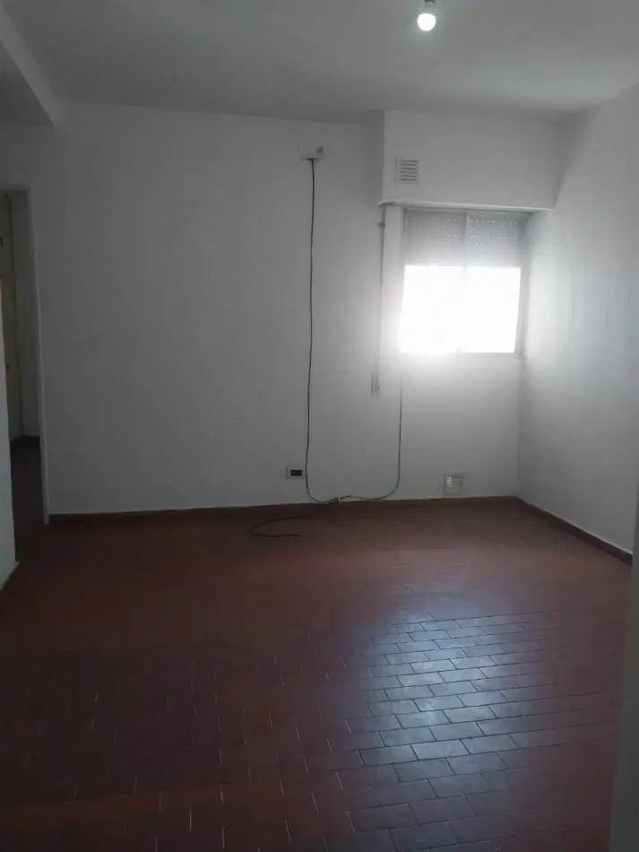 Departamento 1 Dormitorio contrafrente Barrio Abasto ideal para Flipping Inmobiliario 2