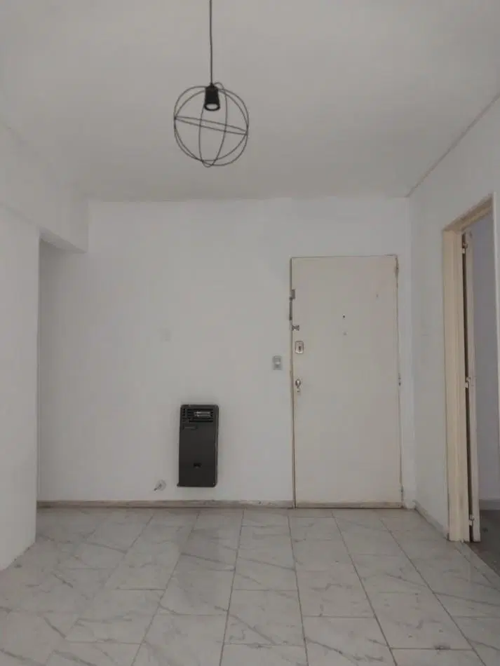 ALQUILER SEMIPISO AL FRENTE 2 DORMITORIOS BARRIO MARTIN ALEM ESQUINA MONTEVIDEO 1