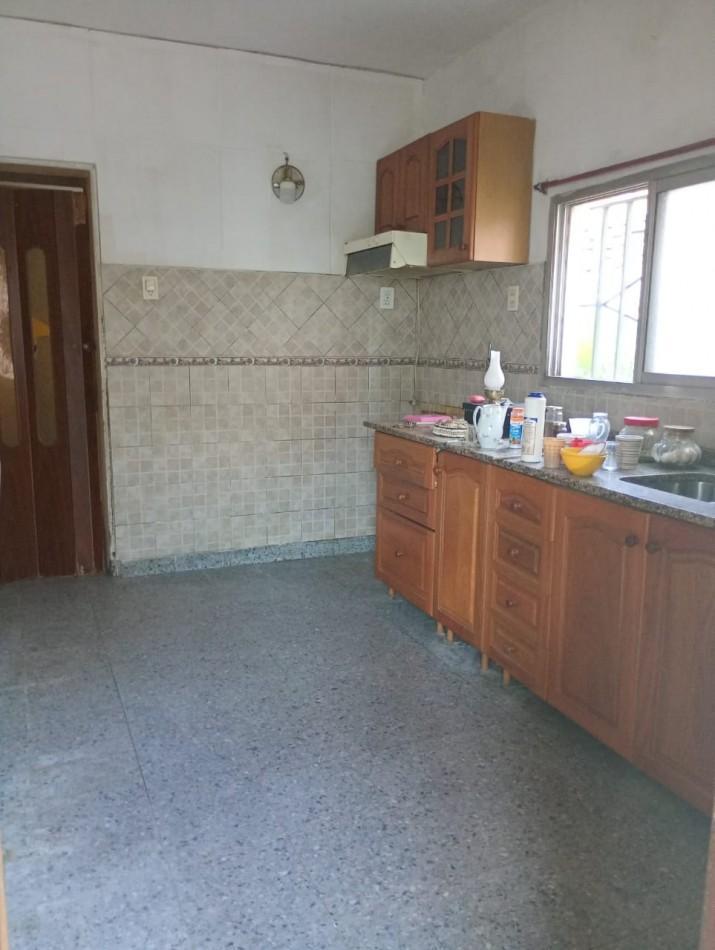Foto de Departamento interno de Pasillo Unico de 2 Dormitorios con Patio, imagen 2