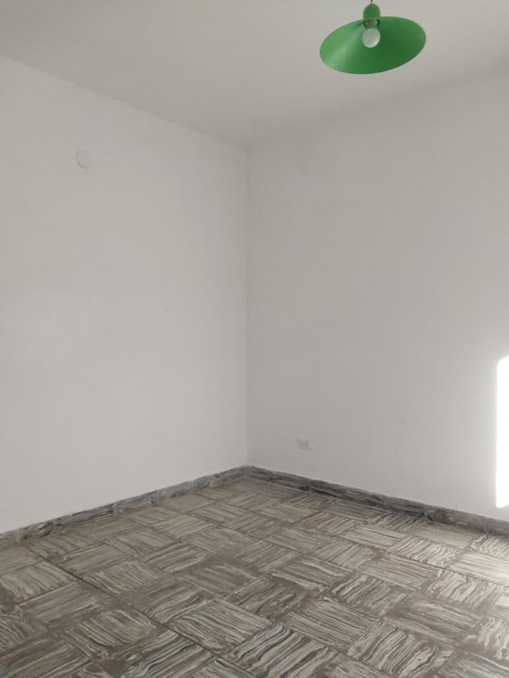 Foto de Departamento interno de pasillo sin expensas 1 dormitorio con patio, imagen 5