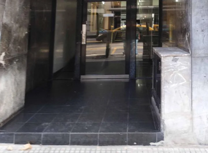LIVING COMEDOR y 2 DORMITORIOS – Av. LAS HERAS 2024 y JUNIN – RECOLETA 1