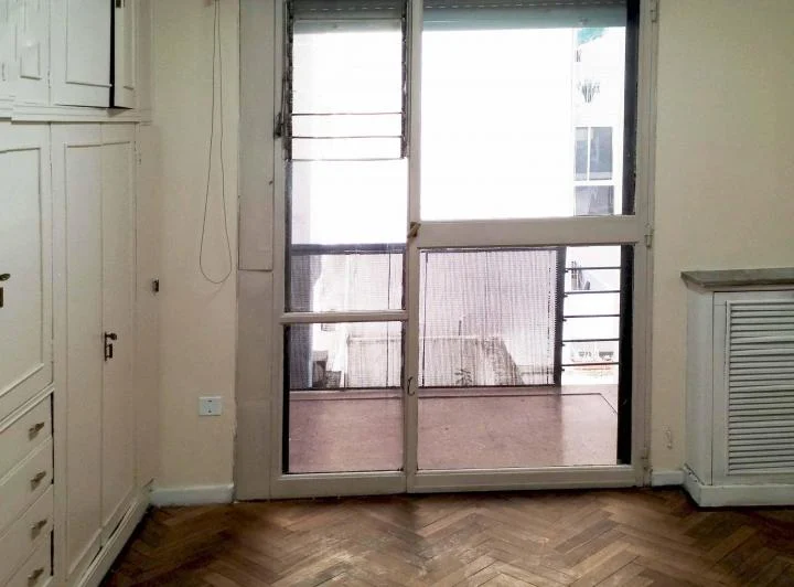 LIVING COMEDOR y 2 DORMITORIOS – Av. LAS HERAS 2024 y JUNIN – RECOLETA 3