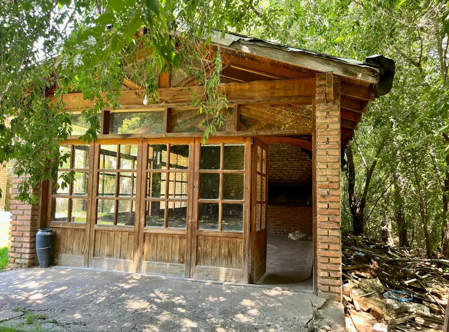 CASA CON PISCINA-Barrio potrerillo 1