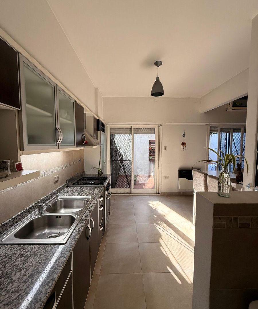 EN VENTA - DUPLEX 3 AMBIENTES en Venta HAEDO. IGUALDAD al 1200