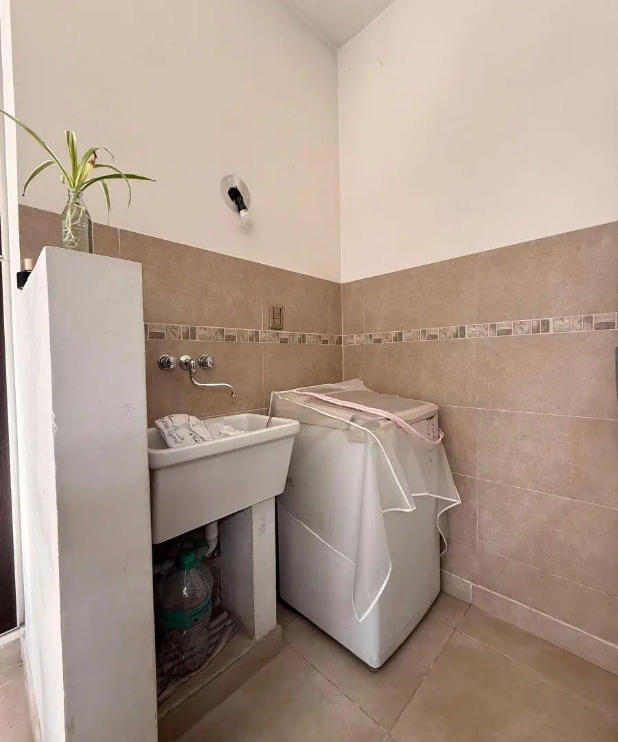 EN VENTA - DUPLEX 3 AMBIENTES en Venta HAEDO. IGUALDAD al 1200 1