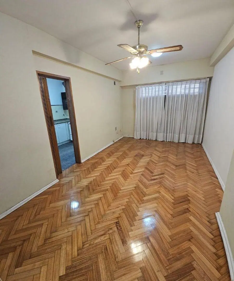 EN ALQUILER - DEPARTAMENTO 2 AMBIENTES RAMOS MEJIA - USO PROFESIONAL 1