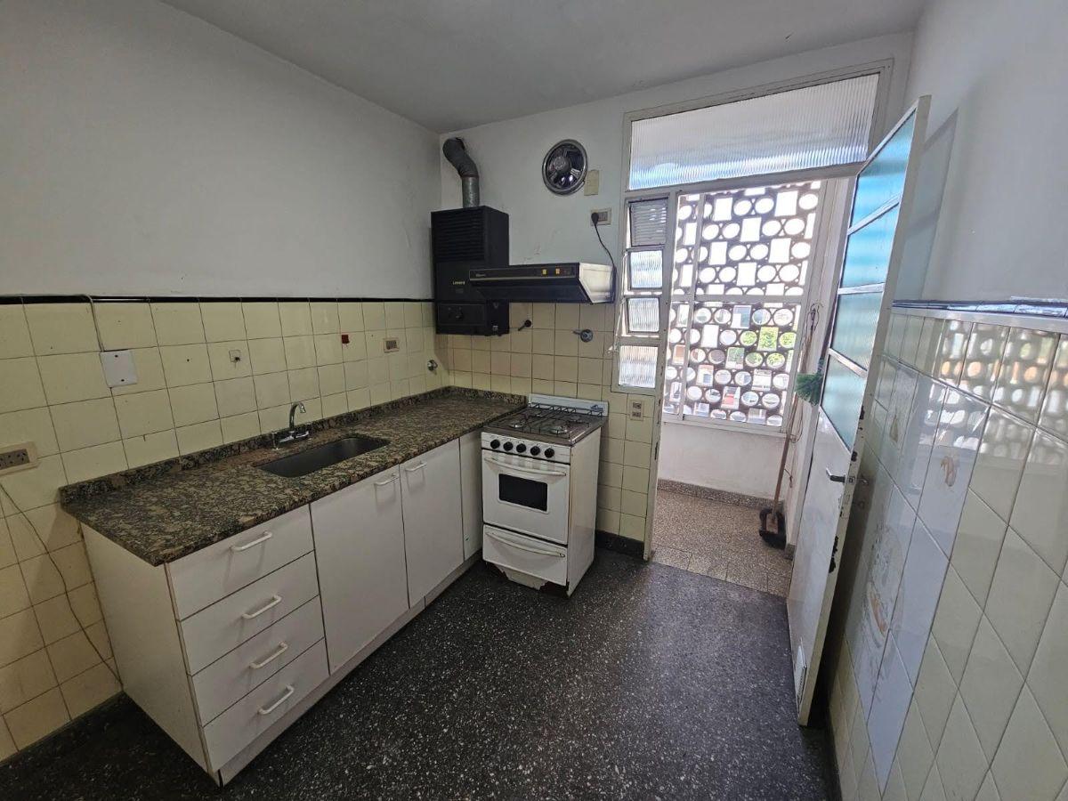 Foto de EN ALQUILER - DEPARTAMENTO 2 AMBIENTES RAMOS MEJIA - USO PROFESIONAL, imagen 4
