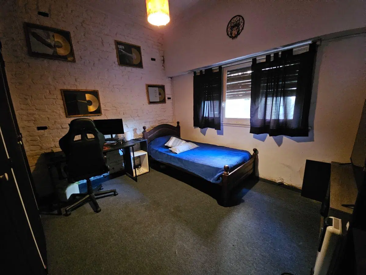 EN VENTA - Chalet 3 ambientes en lote Propio 3 cuadras estación Haedo 5