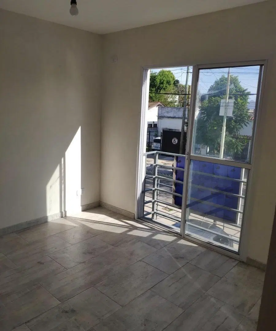En Alquiler - Departamento 2 Ambientes con Terraza Propia 4