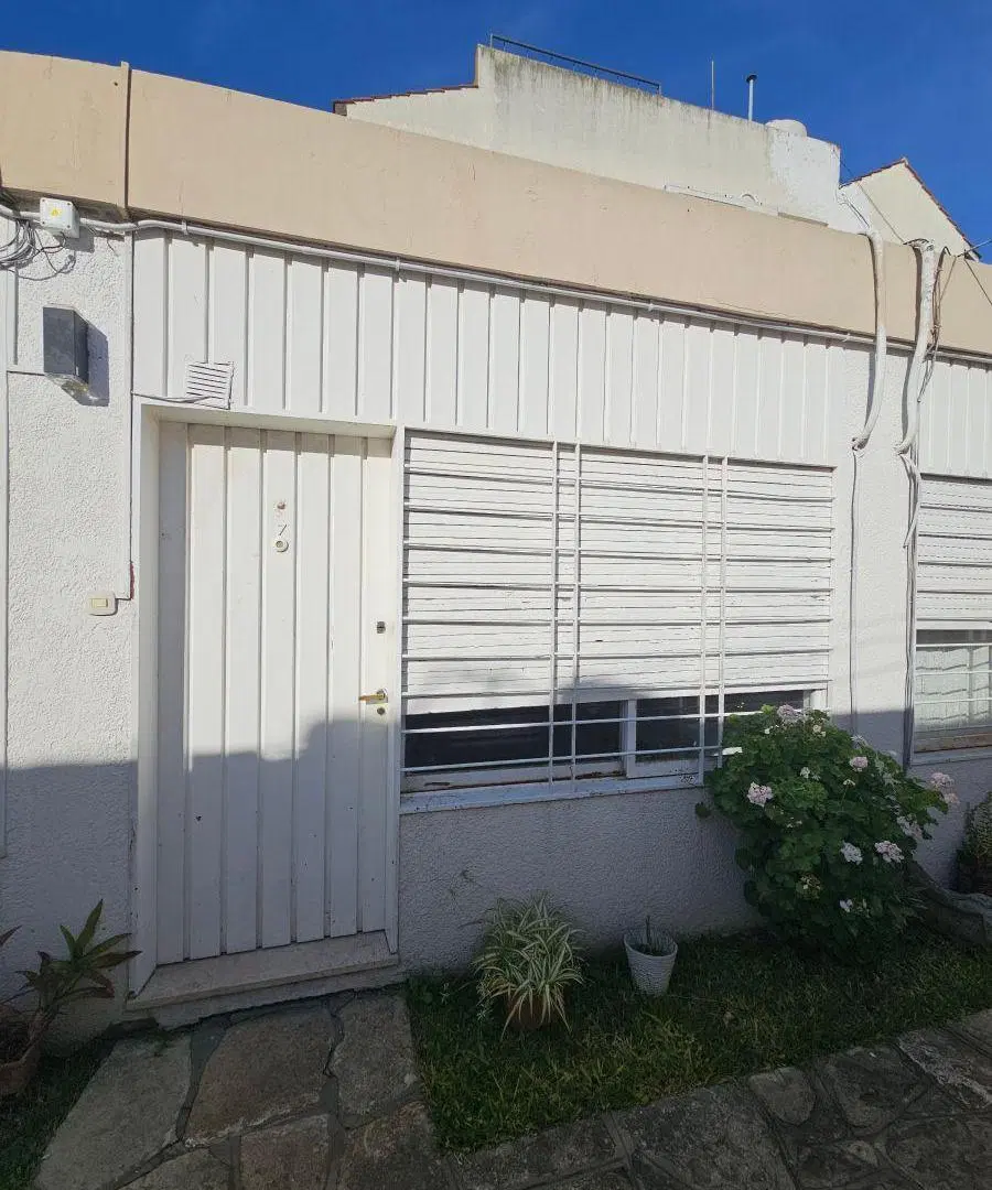 EN ALQUILER - DUPLEX 2 AMBIENTES HAEDO/PALOMAR. C/patio 8