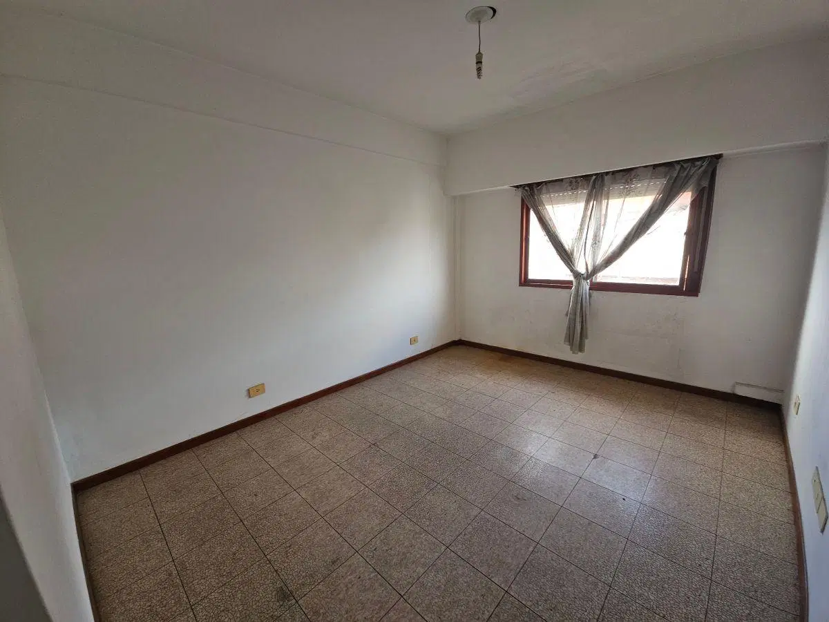 EN VENTA - DUPLEX 2 AMBIENTES HAEDO/PALOMAR. C/patio 2