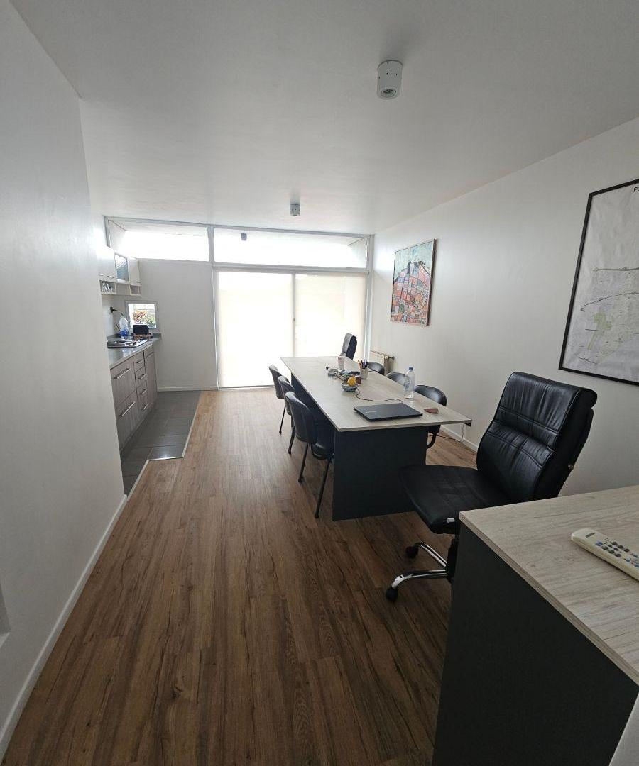 Foto de EN ALQUILER - DEPARTAMENTO 2 AMBIENTES HERMOSO HAEDO CENTRO, imagen 2