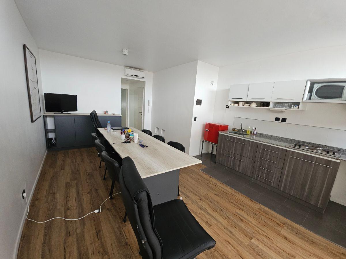 Foto de EN ALQUILER - DEPARTAMENTO 2 AMBIENTES HERMOSO HAEDO CENTRO, imagen 1