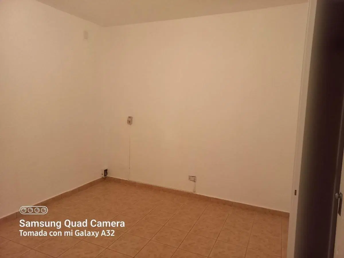 EN ALQUILER - DEPTO 3 AMBIENTES PLANTA BAJA EN ENVION HAEDO NORTE 5