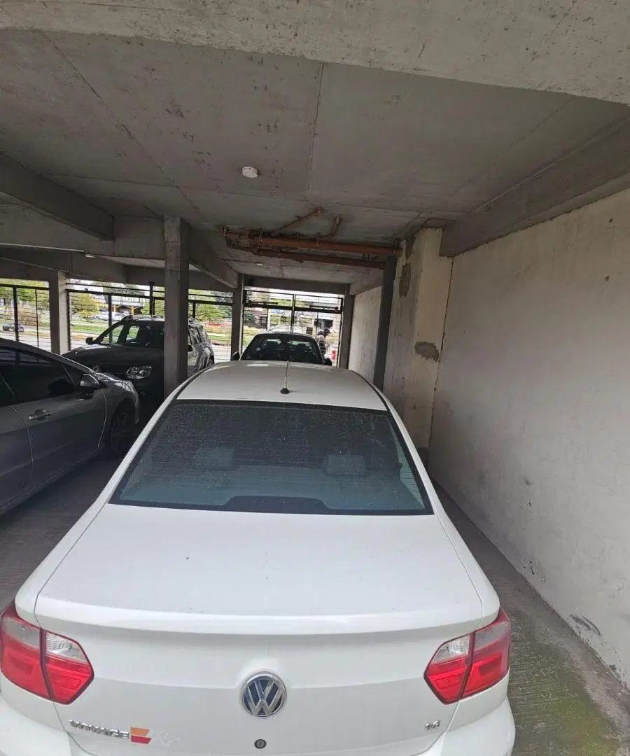 EN VENTA -DEPARTAMENTO 2 AMB con COCHERA CUBIERTA - HAEDO NORTE 1
