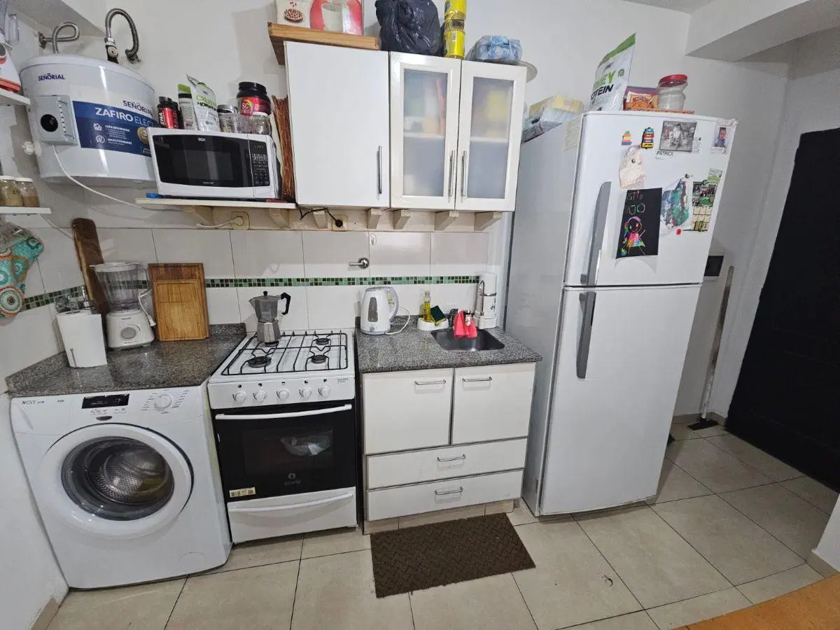 EN VENTA -DEPARTAMENTO 2 AMB con COCHERA CUBIERTA - HAEDO NORTE 5