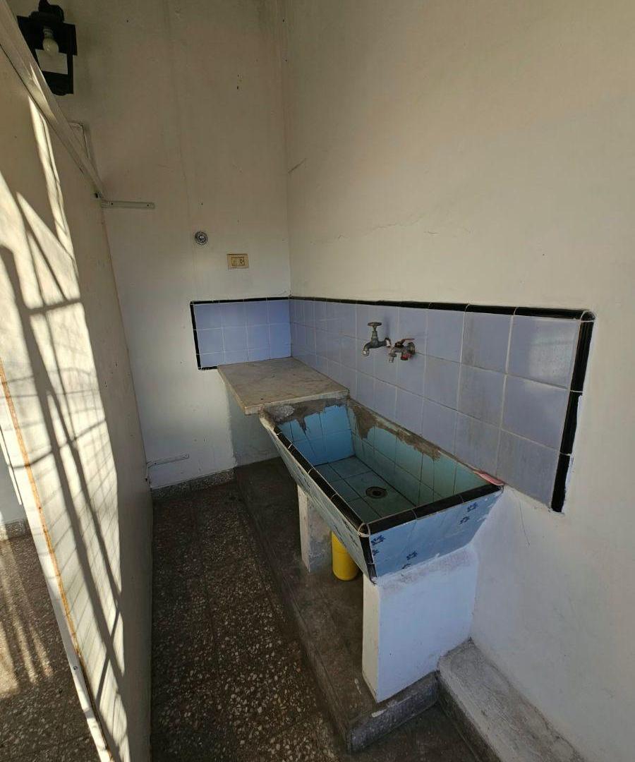 Foto de EN ALQUILER - PH EN PLANTA ALTA 3 AMBIENTES EN PALOMAR, imagen 2