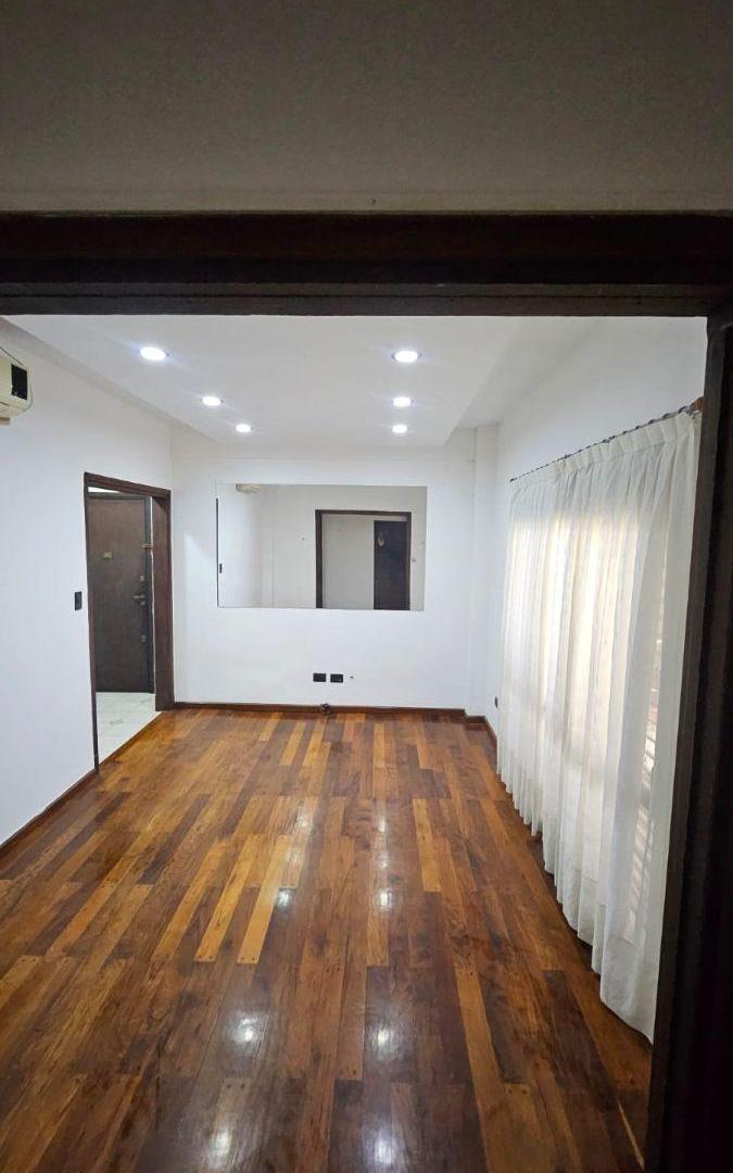 Foto de EN ALQUILER - DEPARTAMENTO 3 AMBIENTES HAEDO FTE ESTACION, imagen 3