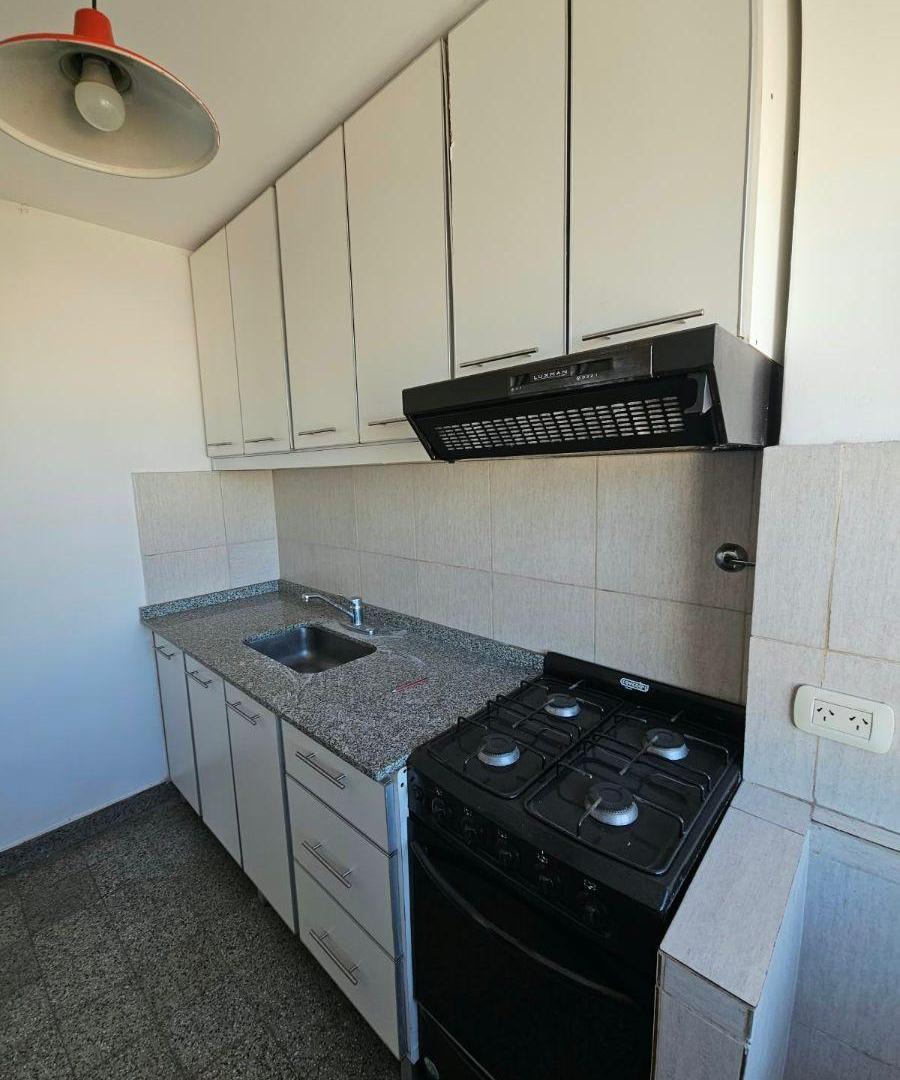 Foto de En Alquiler - Departamento 2 Ambientes en Ramos Mejia, imagen 1
