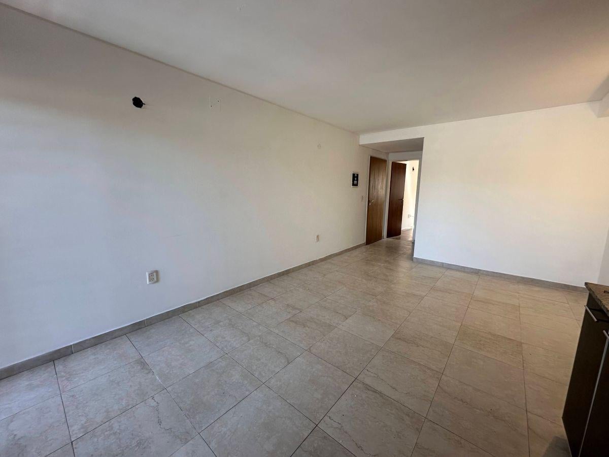 Foto de En Venta - Departamento 2 Ambientes Haedo a 3 Cuadras Estacion, imagen 2