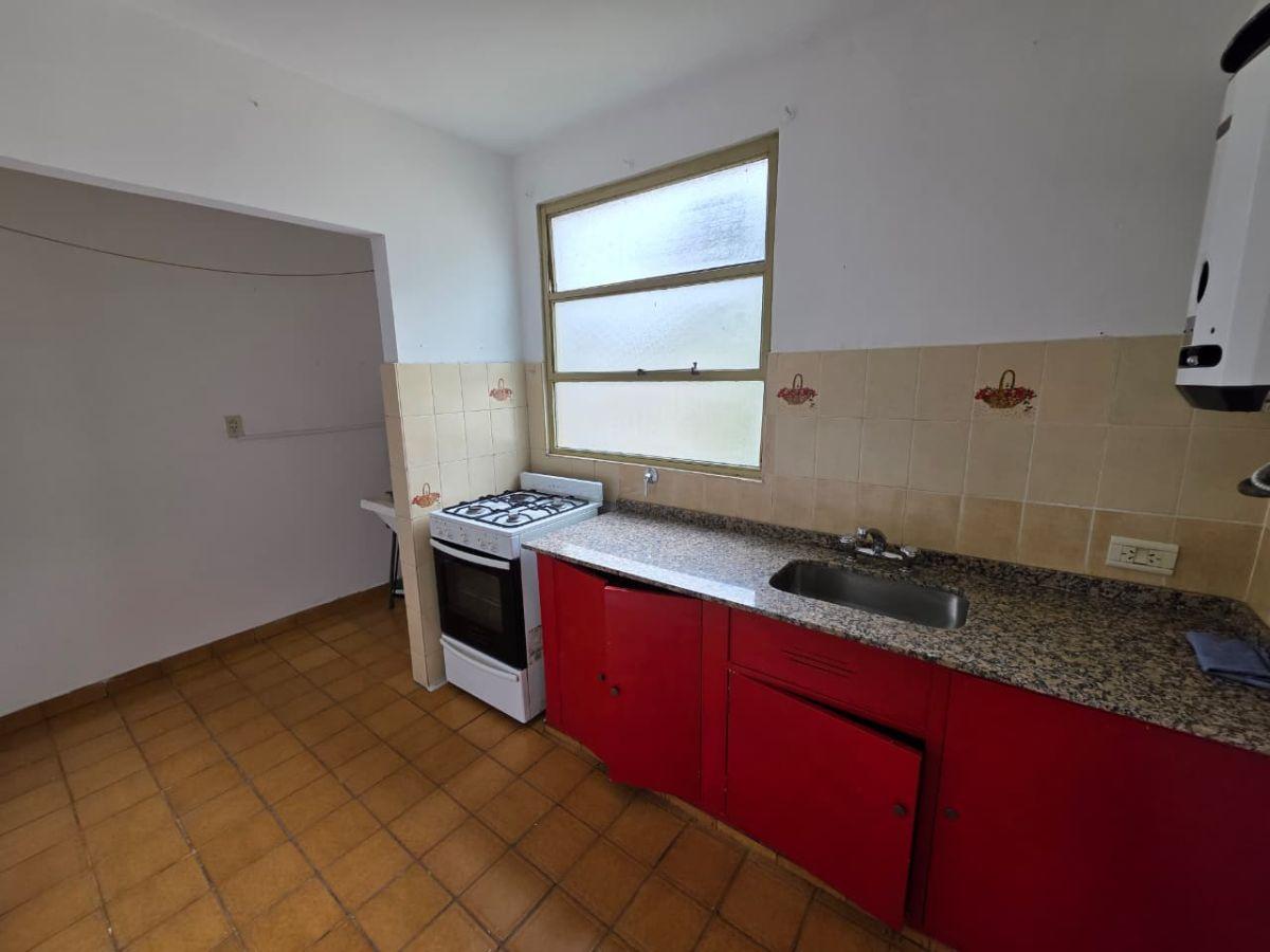 Foto de EN VENTA - DEPARTAMENTO BARRIO ENVION 3 HAEDO NORTE, imagen 1