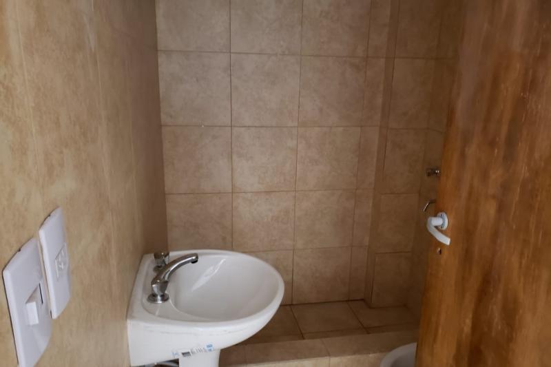 Foto de Departamento en Venta en Isidro Casanova, imagen 5