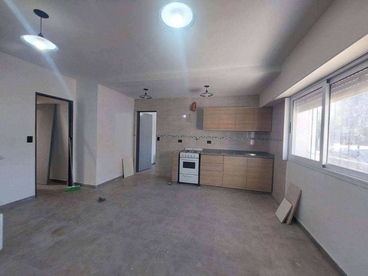 Foto de Departamento en Alquiler en San Justo, imagen 1