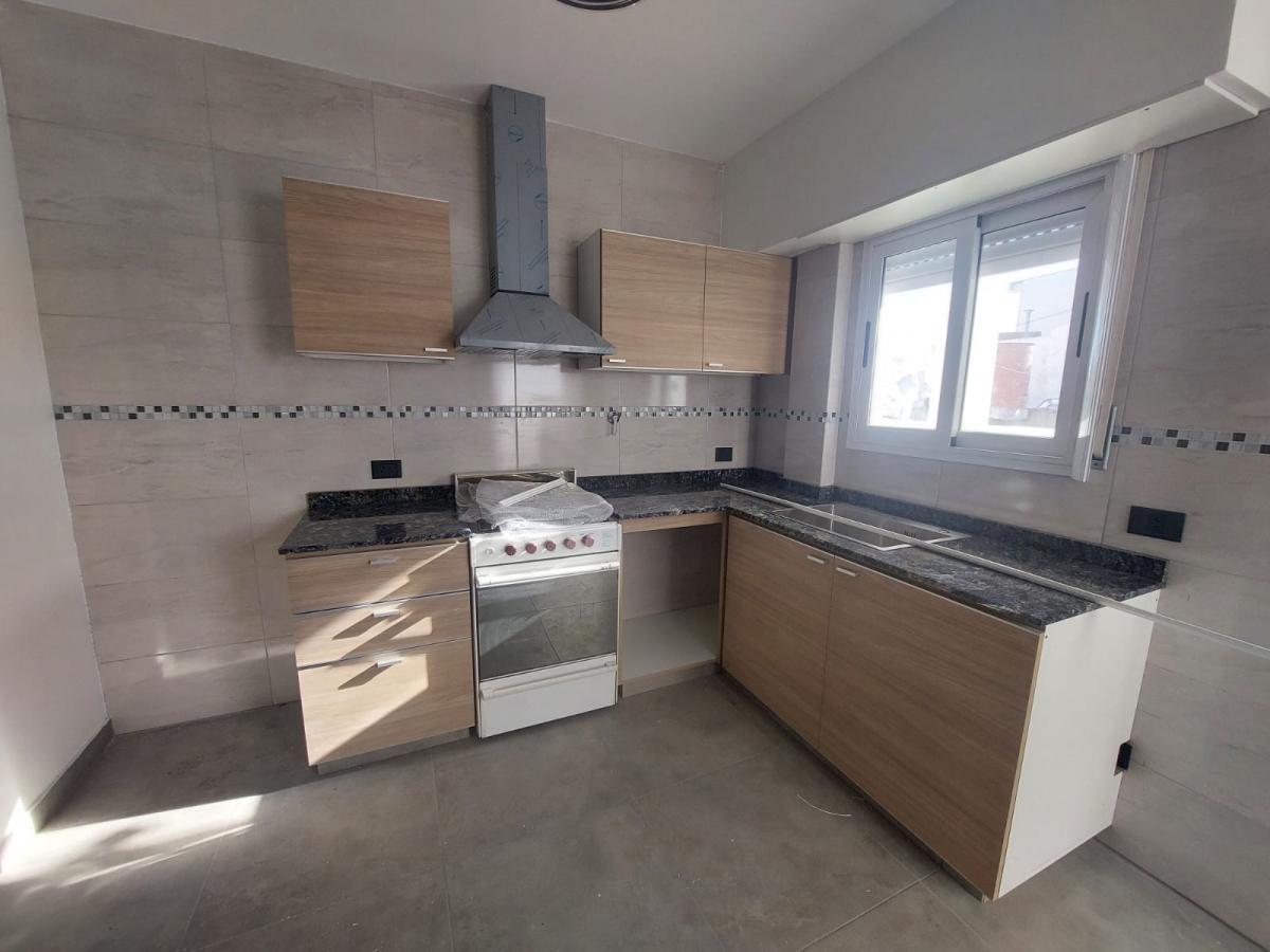 Foto de Departamento en Alquiler en San Justo, imagen 2