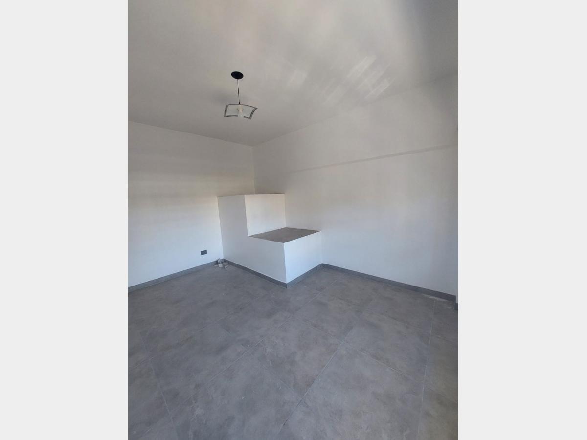 Foto de Departamento en Alquiler en San Justo, imagen 5