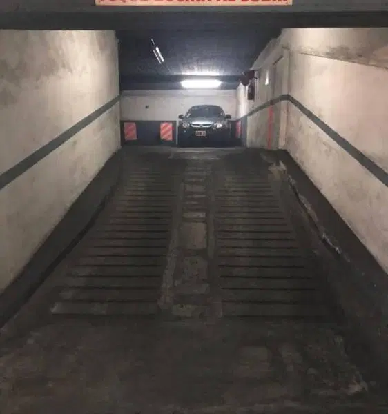 Oportunidad! Venta de Cochera Fija en Barrio Norte 2